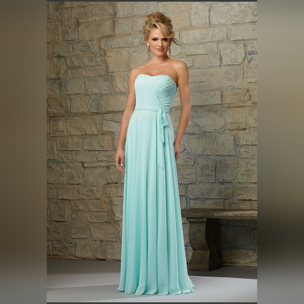 Morilee by Madeline Gardner Bridesmaid/Prom Dress in Mint Size 8